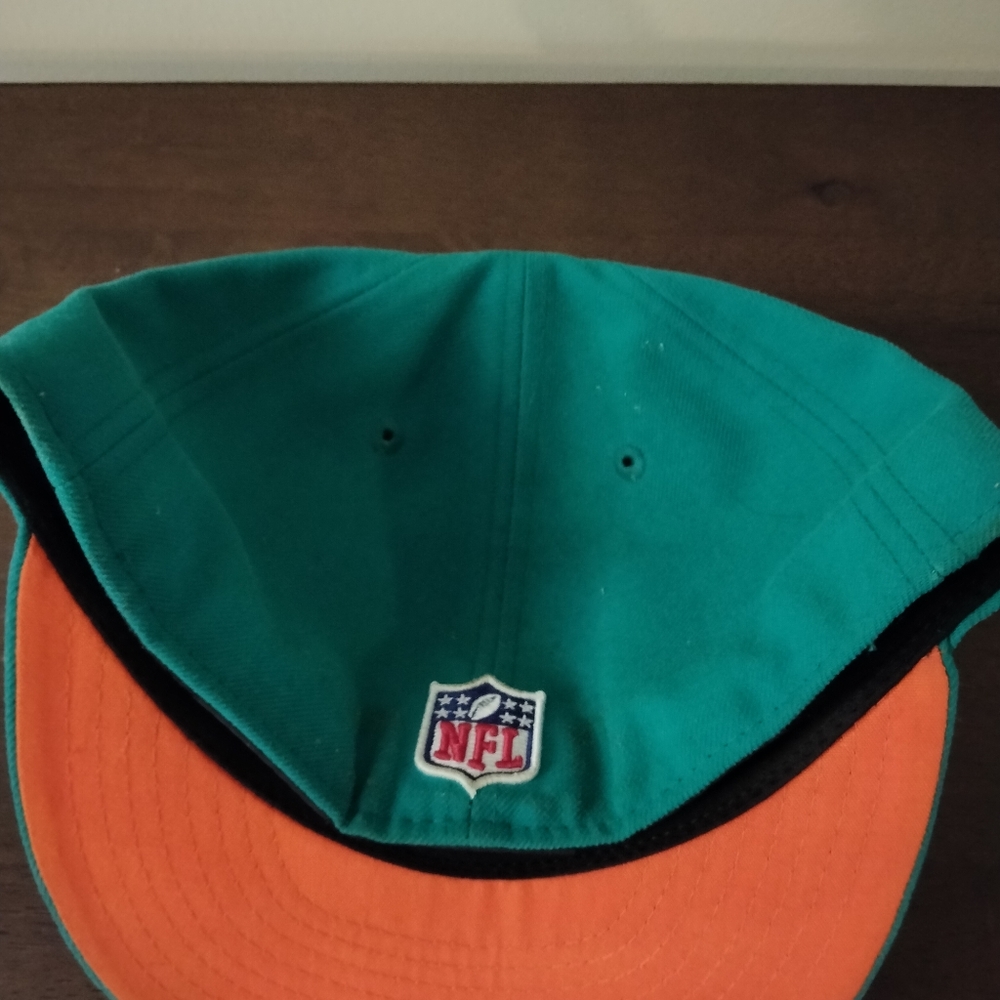 Hat - Picture 4 of 4